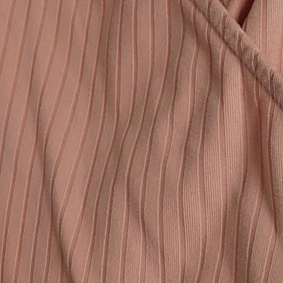 No Comment NY.LA Peach Short Sleeve V-neck Crop Top Juniors Size M - Picture 4 of 8